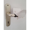 Le coude "Mains libres" pour poignée de porte de marque Jouan est un accessoire de porte pratique conçu pour minimiser le contac