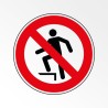 Rouleau de Pictogrammes d'Interdiction ISO 7010 "Ne pas marcher sur la surface" P019