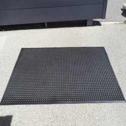 Caillebotis ECO léger : solution durable et économique pour vos sols.
