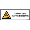 Panneau de danger ISO EN 7010 - Charge en cours de la batterie - W026